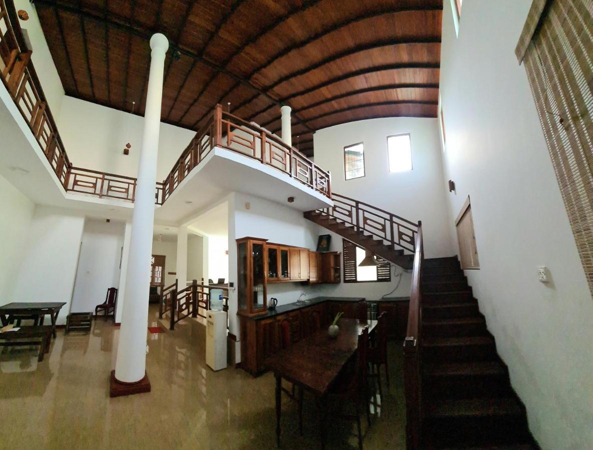 Golden Relax Villa With Pool, Restaurant & European Service Eramudugaha Екстериор снимка