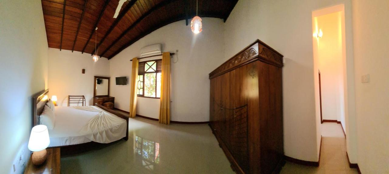 Golden Relax Villa With Pool, Restaurant & European Service Eramudugaha Екстериор снимка